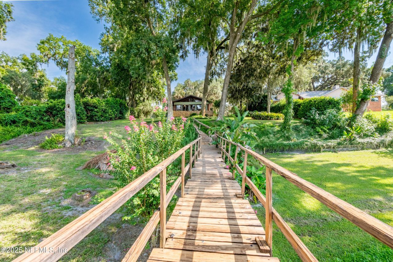 8166 Alderman Road, Melrose, FL 32666 Photo