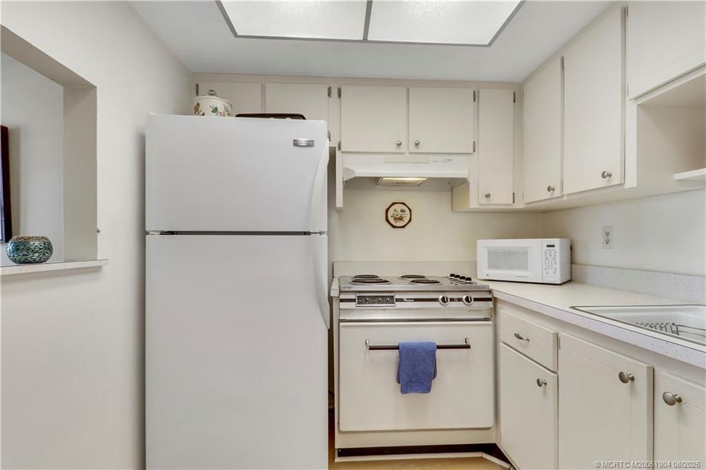 2929 SE Ocean Boulevard, Unit 104-9, Stuart, FL 34996 Photo