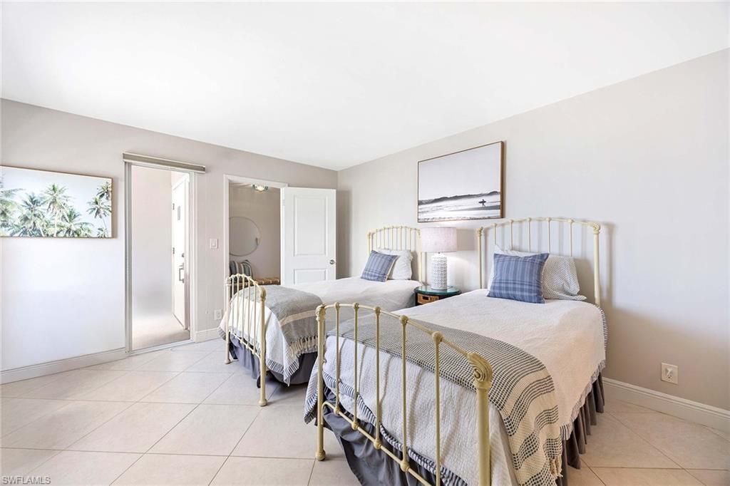 3443 Gulf Shore Blvd N, Unit 314, Naples, FL 34103 Photo