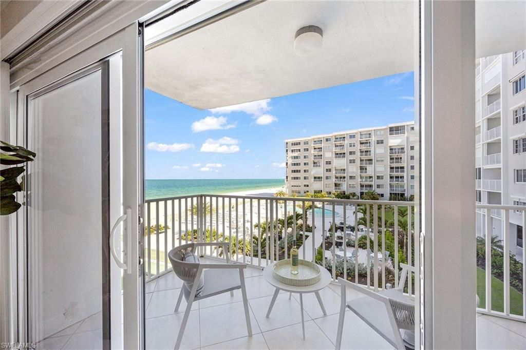 3443 Gulf Shore Blvd N, Unit 314, Naples, FL 34103 Photo
