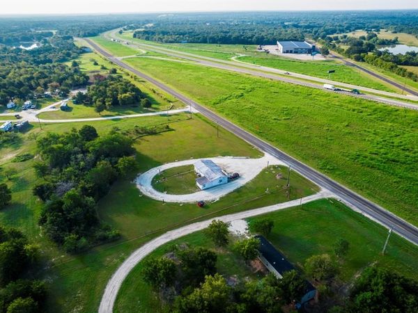 260 Spur 114, Streetman, TX 75859