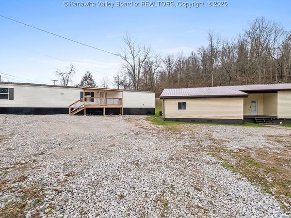 1314 & 1314-1/2 Chestnut Street, South Charleston, WV 25309