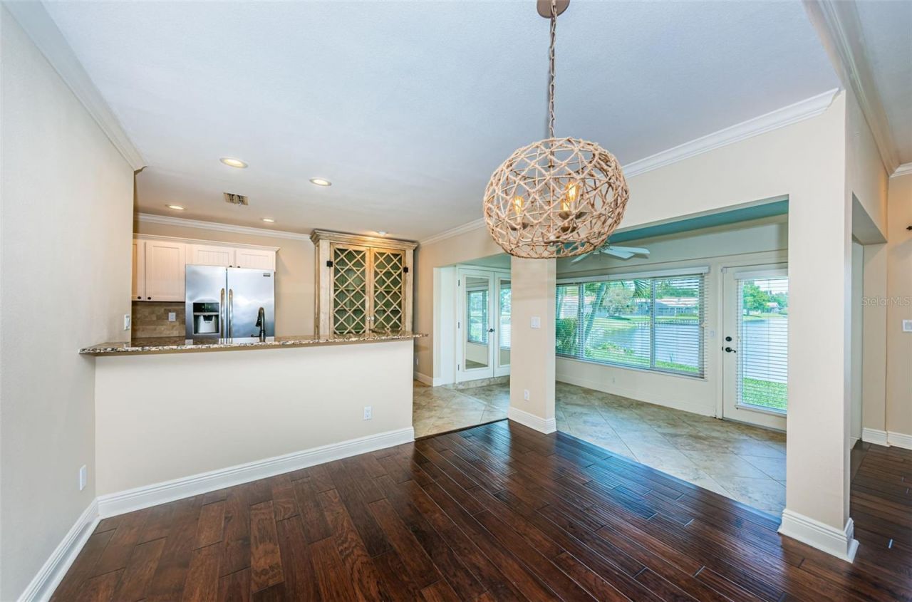 4916 Milano Court Ne, Saint Petersburg, FL 33703 Photo