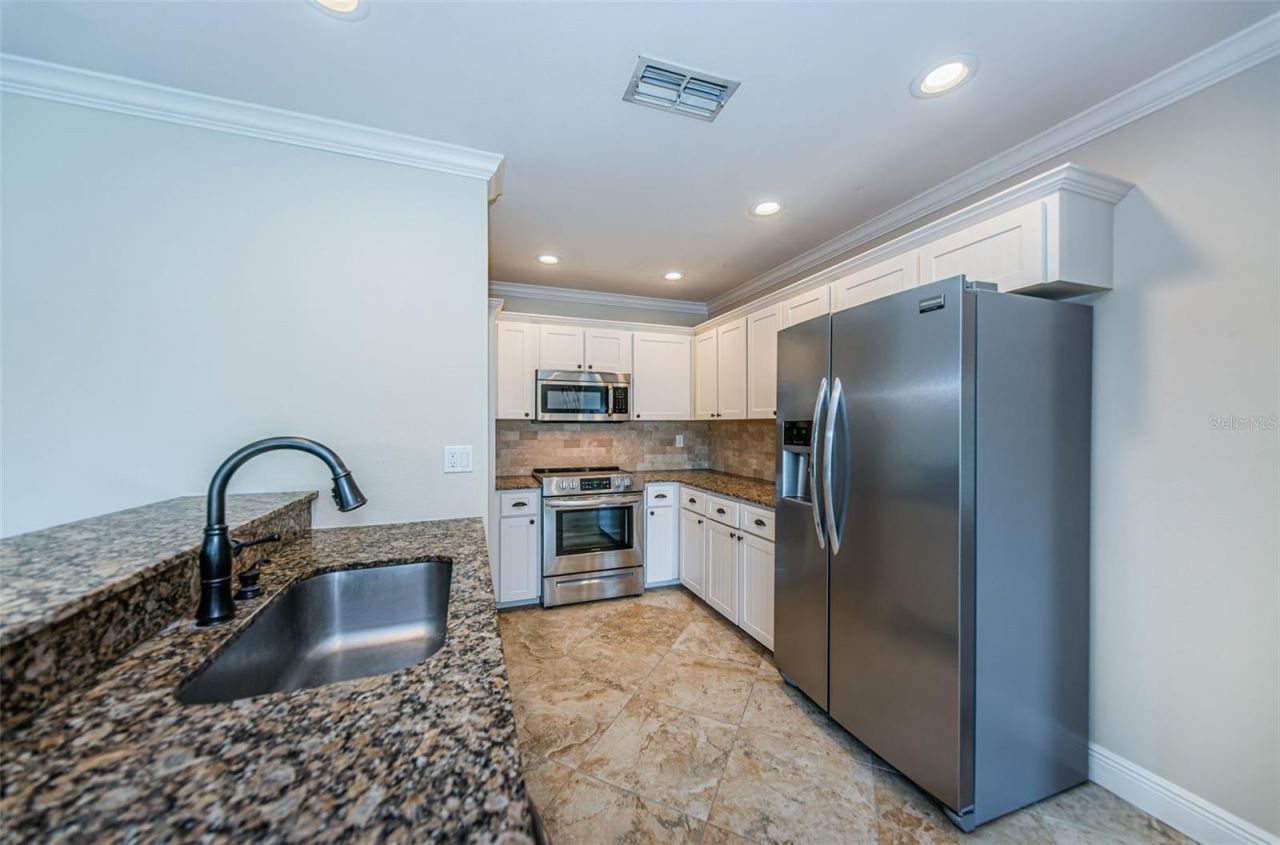 4916 Milano Court Ne, Saint Petersburg, FL 33703 Photo