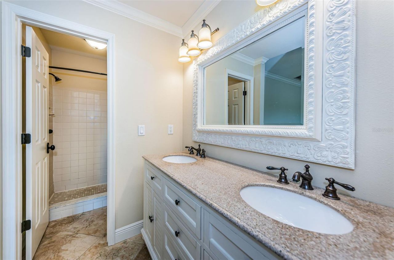 4916 Milano Court Ne, Saint Petersburg, FL 33703 Photo