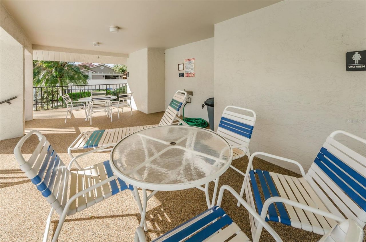 4916 Milano Court Ne, Saint Petersburg, FL 33703 Photo