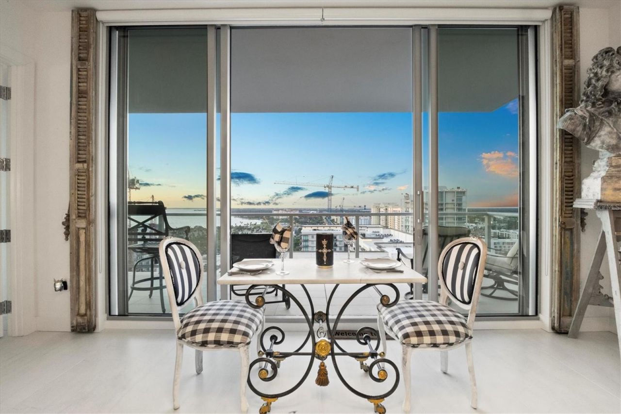 301 Quay Commons, Unit 1704, Sarasota, FL 34236 Photo