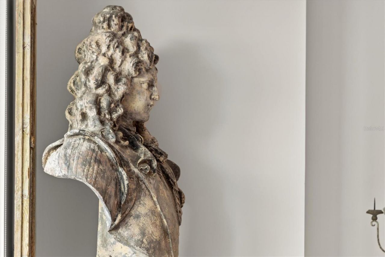 301 Quay Commons, Unit 1704, Sarasota, FL 34236 Photo