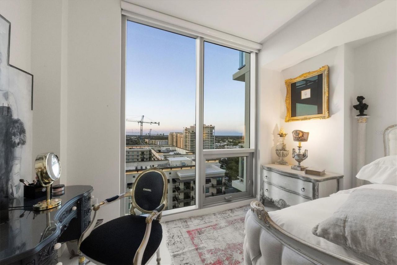 301 Quay Commons, Unit 1704, Sarasota, FL 34236 Photo