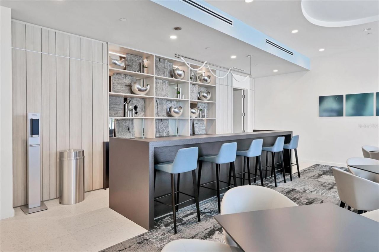 301 Quay Commons, Unit 1704, Sarasota, FL 34236 Photo