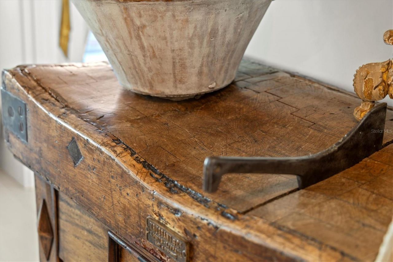 301 Quay Commons, Unit 1704, Sarasota, FL 34236 Photo