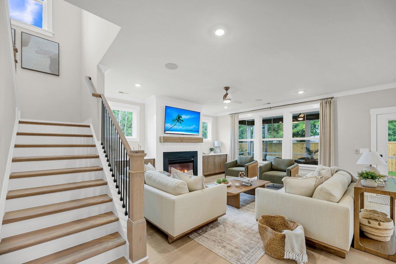 7000 Connor Court Photo 10