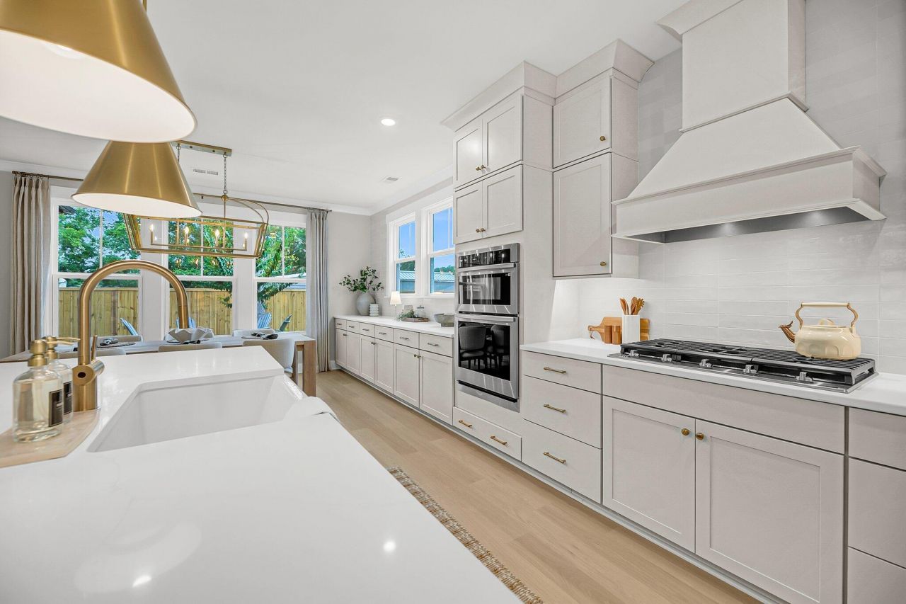 7000 Connor Court Photo 23