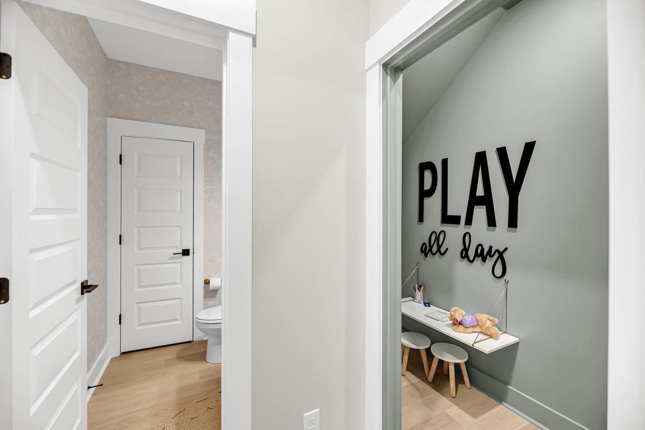 7000 Connor Court Photo 7