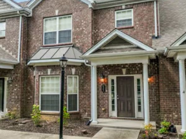 823 General Cabot Ct, Murfreesboro, TN 37129