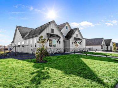 7125 E Osprey Estates Drive, Nampa, ID 83686