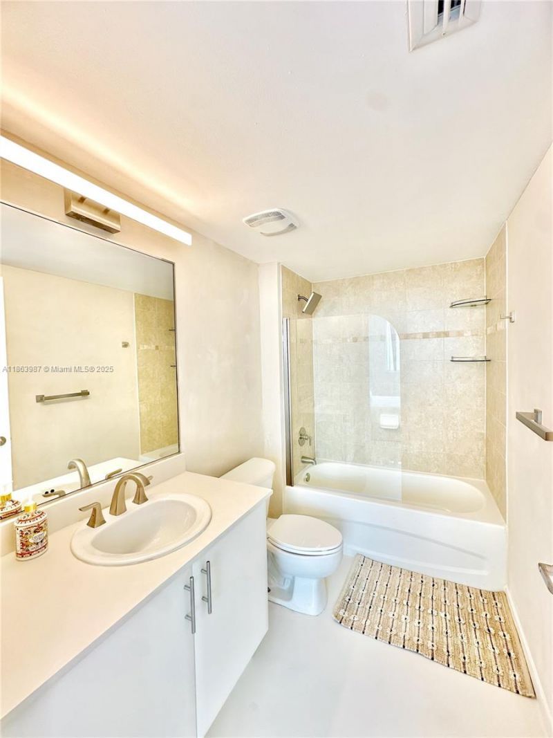 1861 NW S River Dr, Unit 2505, Miami, FL 33125 Photo