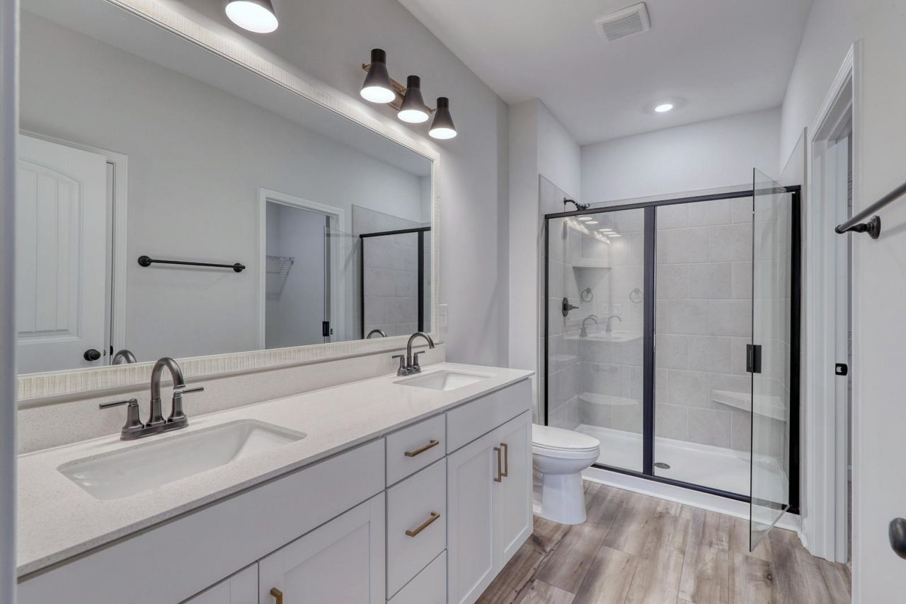 240 Layla Way Photo 13