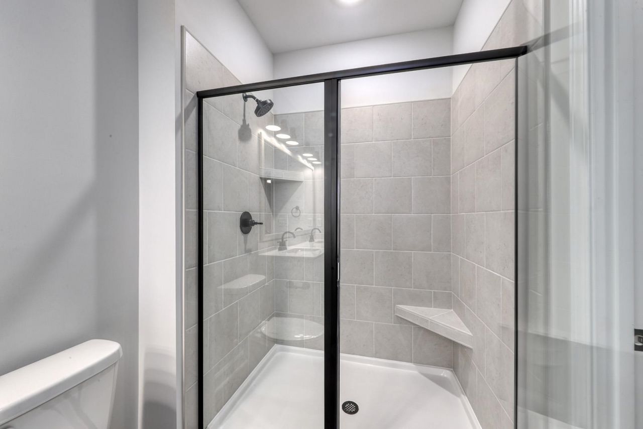 240 Layla Way Photo 14