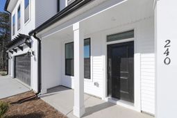 240 Layla Way photo 4