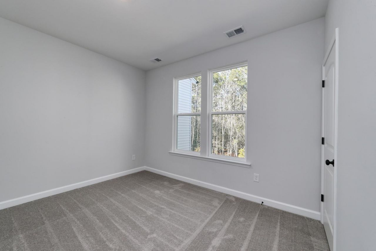 240 Layla Way Photo 23