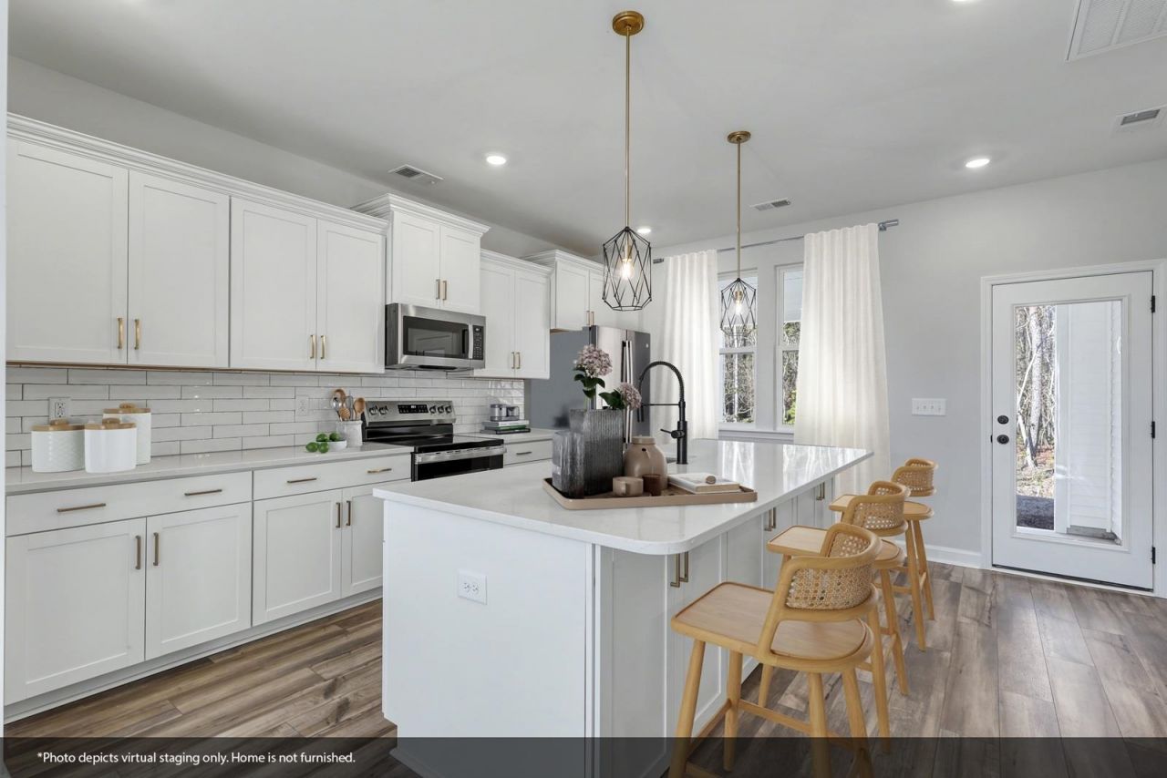 240 Layla Way Photo 30