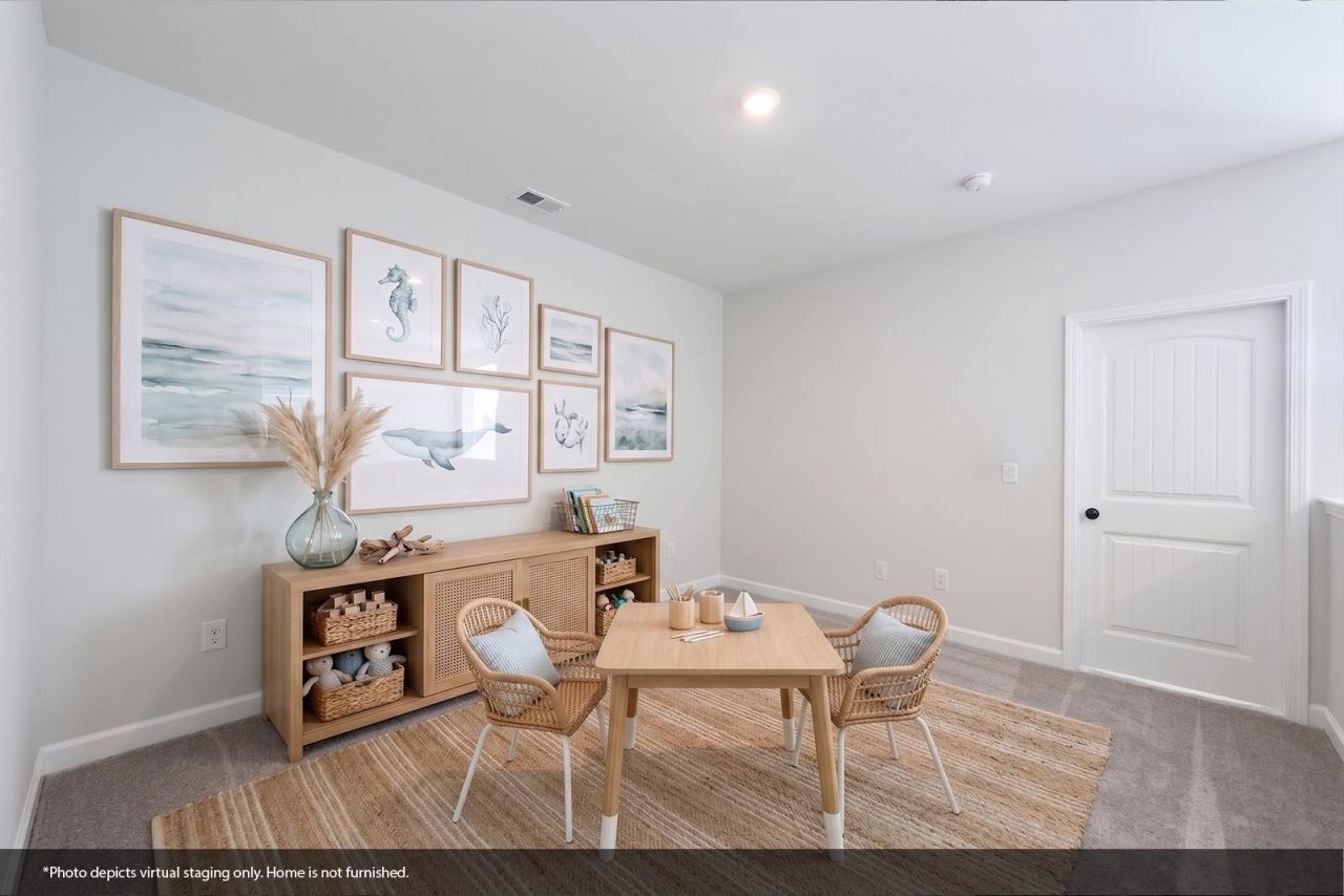 240 Layla Way Photo 36