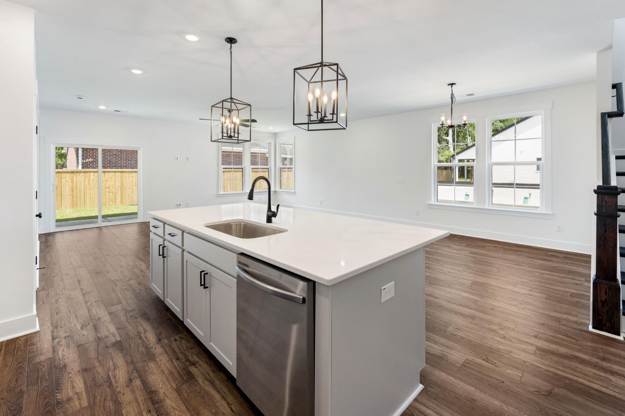 8000 Connor Court Photo 14