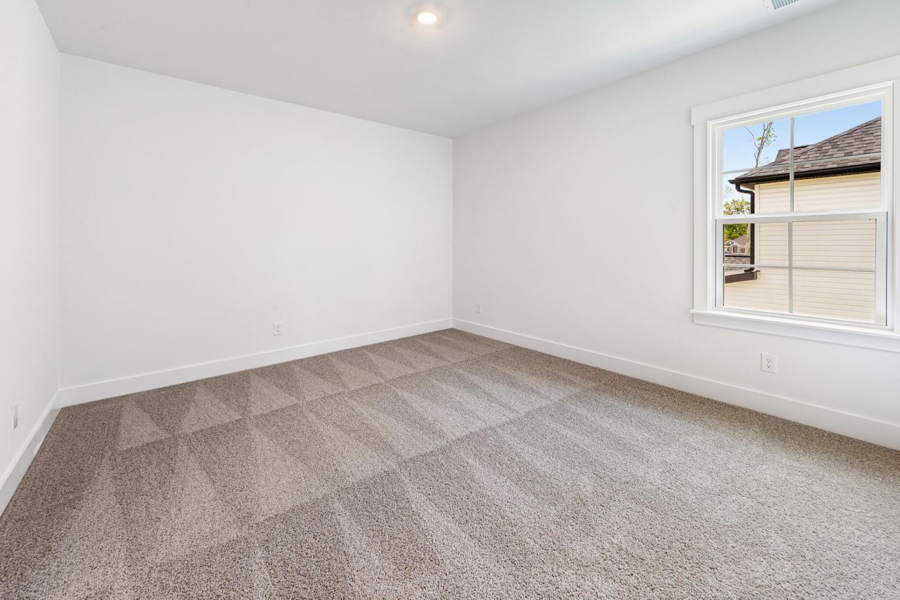 8000 Connor Court Photo 34