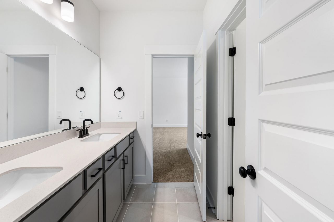 8000 Connor Court Photo 35