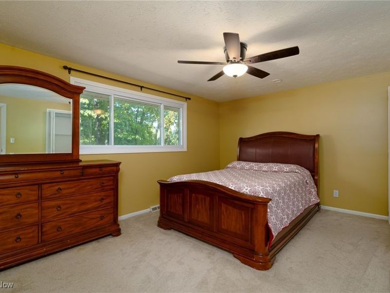 6650 Parkgate Oval, Seven Hills, OH 44131 Photo 12