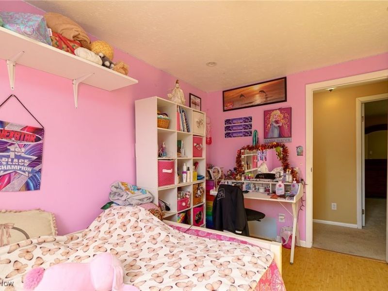 6650 Parkgate Oval, Seven Hills, OH 44131 Photo 16