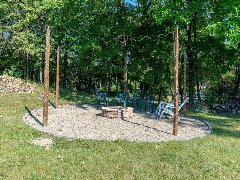 6650 Parkgate Oval, Seven Hills, OH 44131 Photo 30