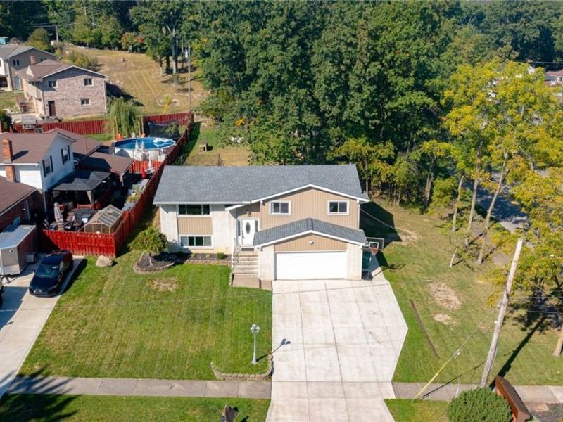 6650 Parkgate Oval, Seven Hills, OH 44131 Photo 32