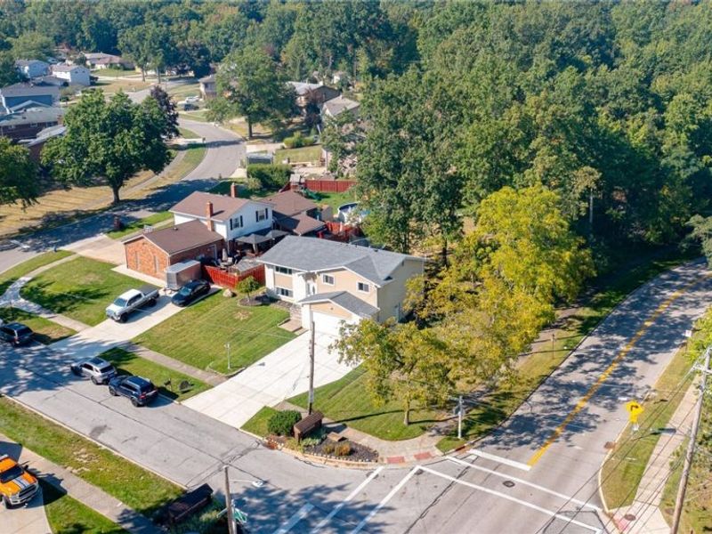 6650 Parkgate Oval, Seven Hills, OH 44131 Photo 34