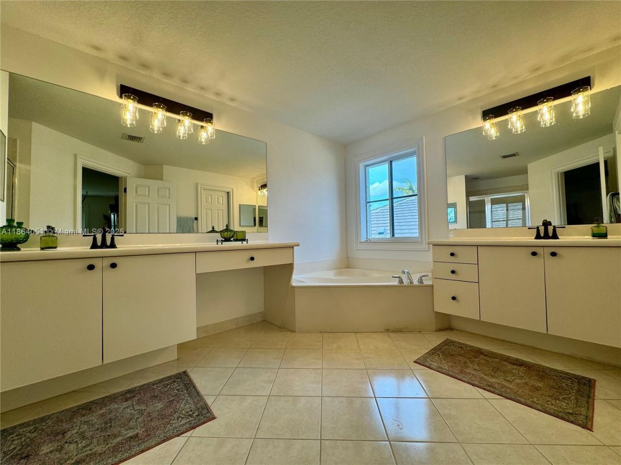 1307 Peregrine Way, Weston, FL 33327 Photo