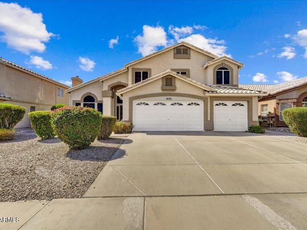 1691 W COMMERCE Avenue, Gilbert, AZ 85233