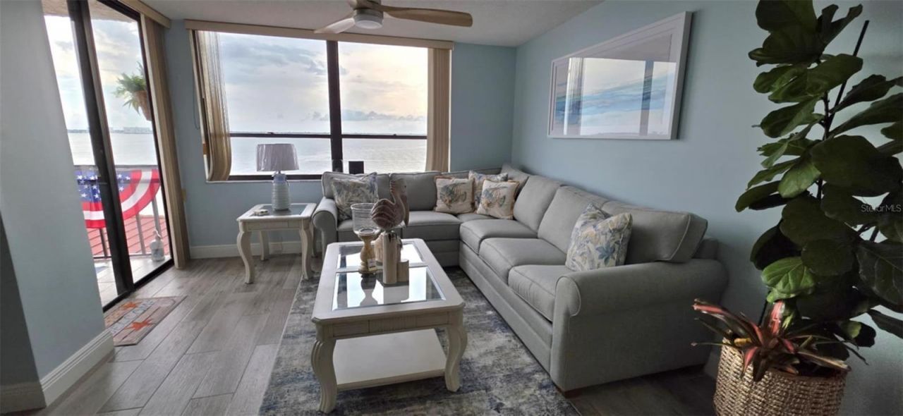 6177 Sun Boulevard, Unit 401, Saint Petersburg, FL 33715 Photo