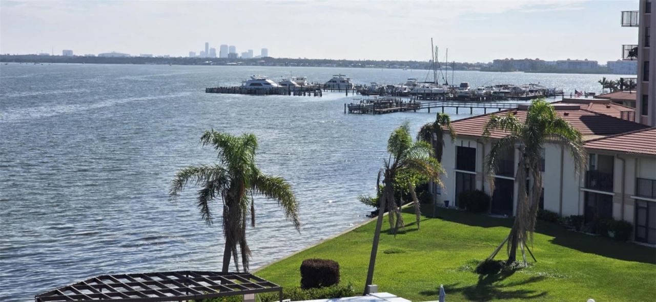 6177 Sun Boulevard, Unit 401, Saint Petersburg, FL 33715 Photo