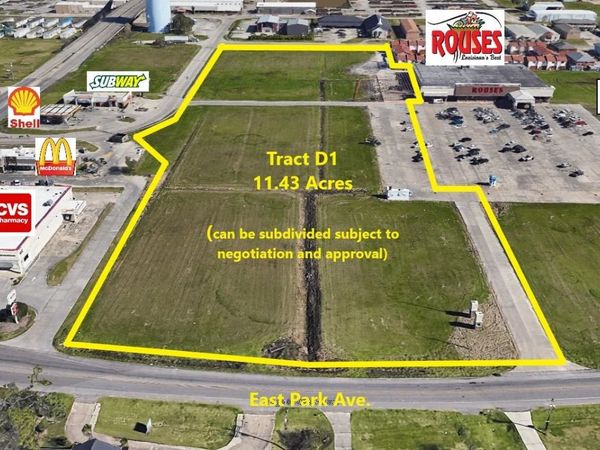 9455 E Park, Houma, LA 70363