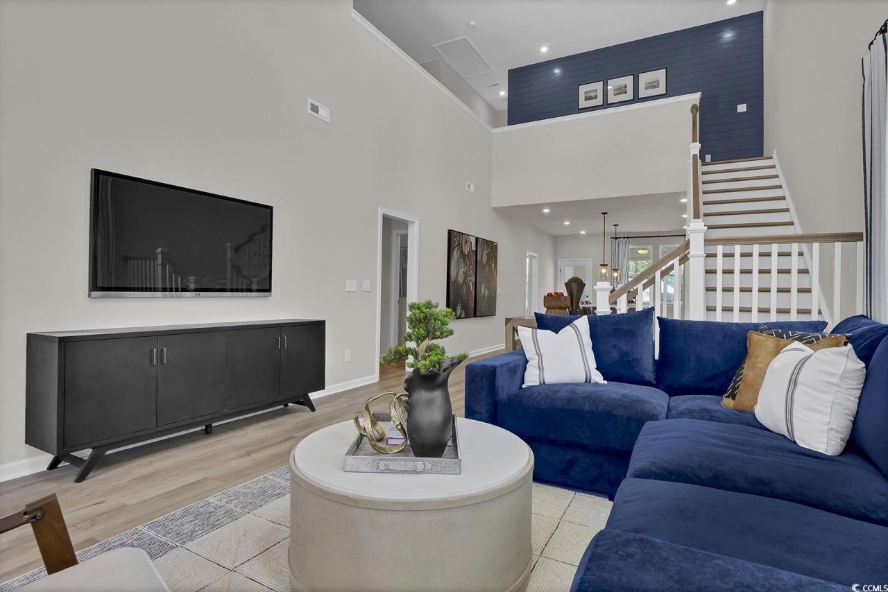 404 Ireland Way Photo 2