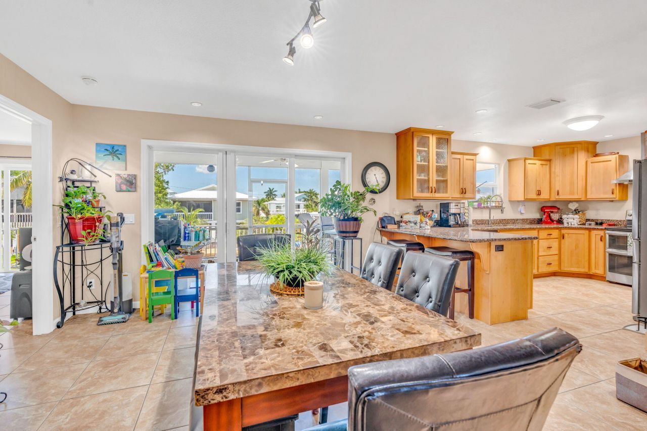 27417 Tobago Lane, Ramrod, FL 33042 Photo