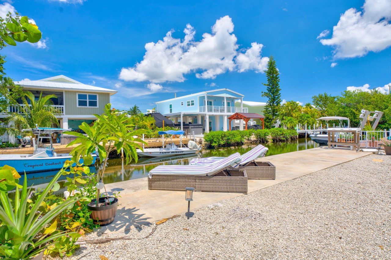 27417 Tobago Lane, Ramrod, FL 33042 Photo