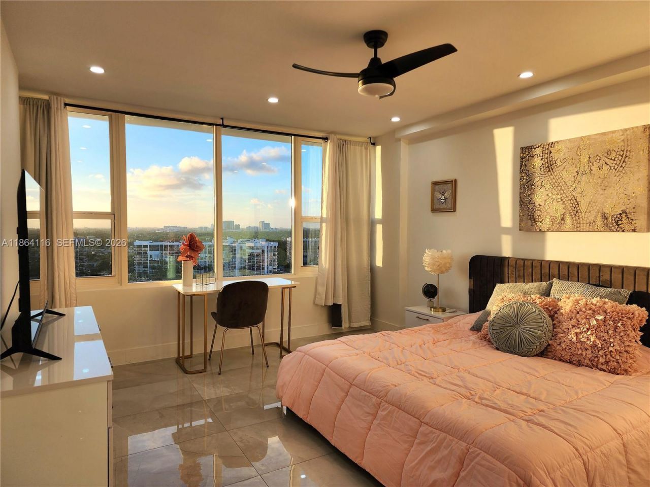 3505 S Ocean Dr, Unit 1502, Hollywood, FL 33019 Photo