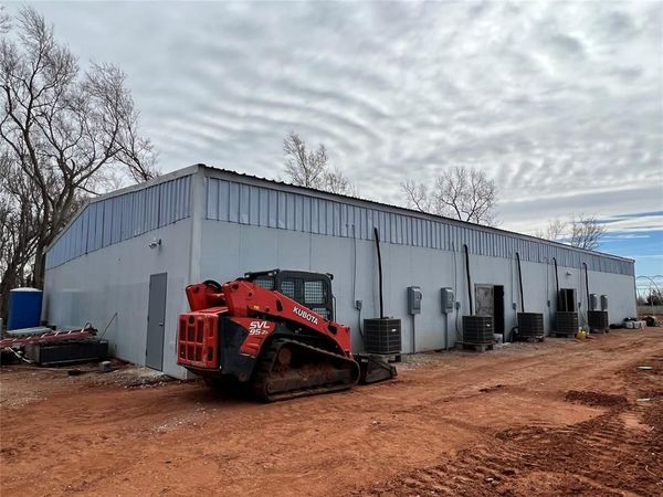 21776 152 Highway, Cordell, OK 73632