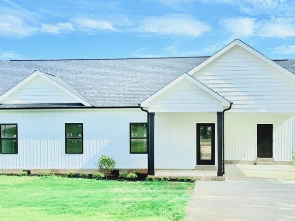711 Highland Ave, Muscle Shoals, AL 35661