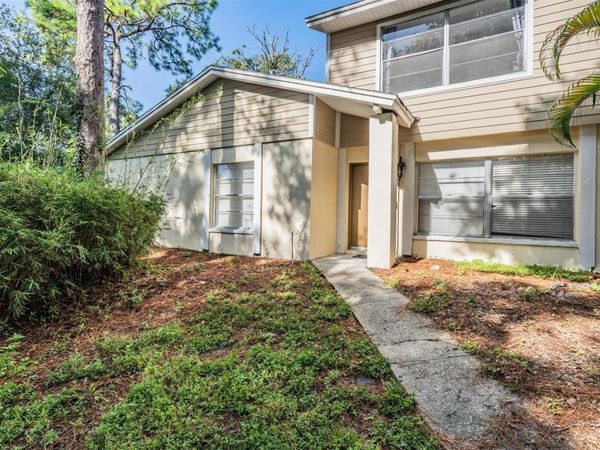 14631 LAKE FOREST DRIVE, LUTZ, FL 33559