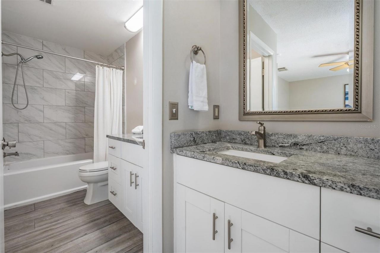 14631 Lake Forest Drive, Lutz, FL 33559 Photo