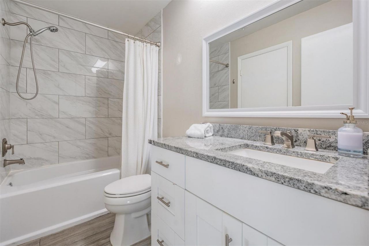 14631 Lake Forest Drive, Lutz, FL 33559 Photo