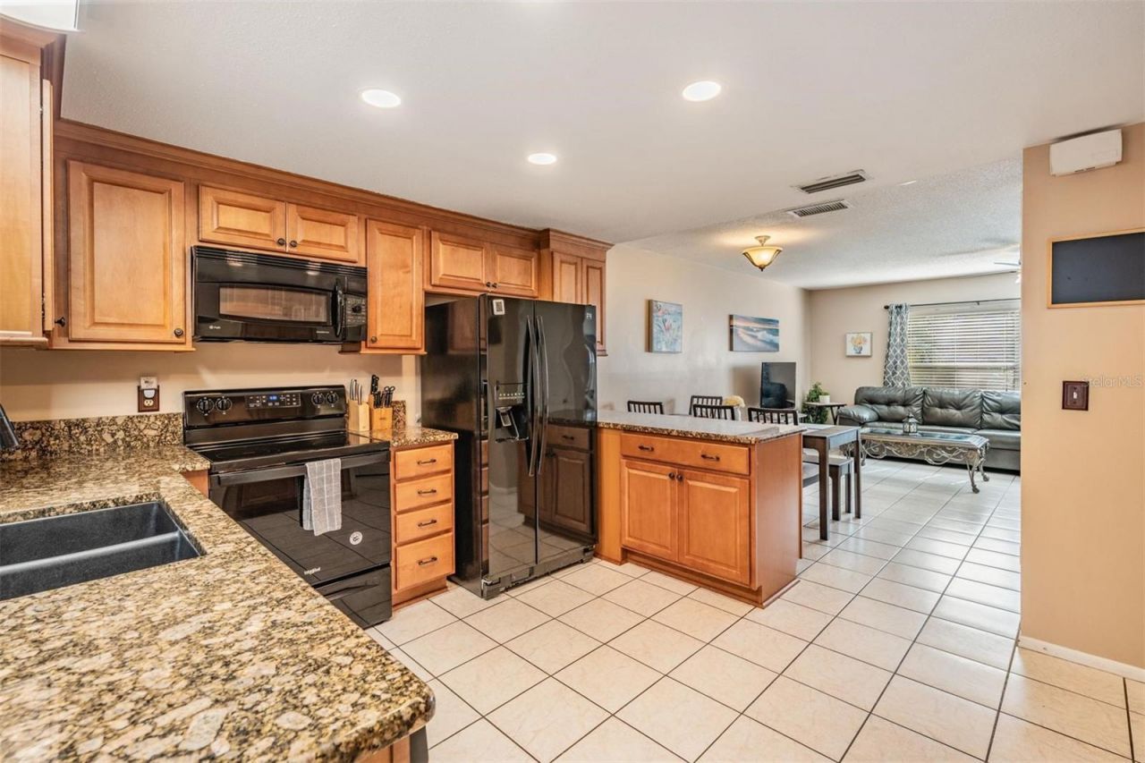 14631 Lake Forest Drive, Lutz, FL 33559 Photo